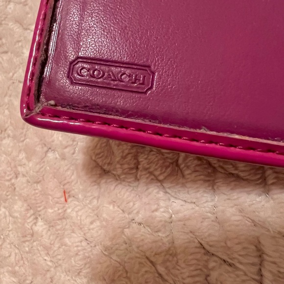 SOLD Coach Rectangular Fuchsia Wallet - Picture 7 of 11